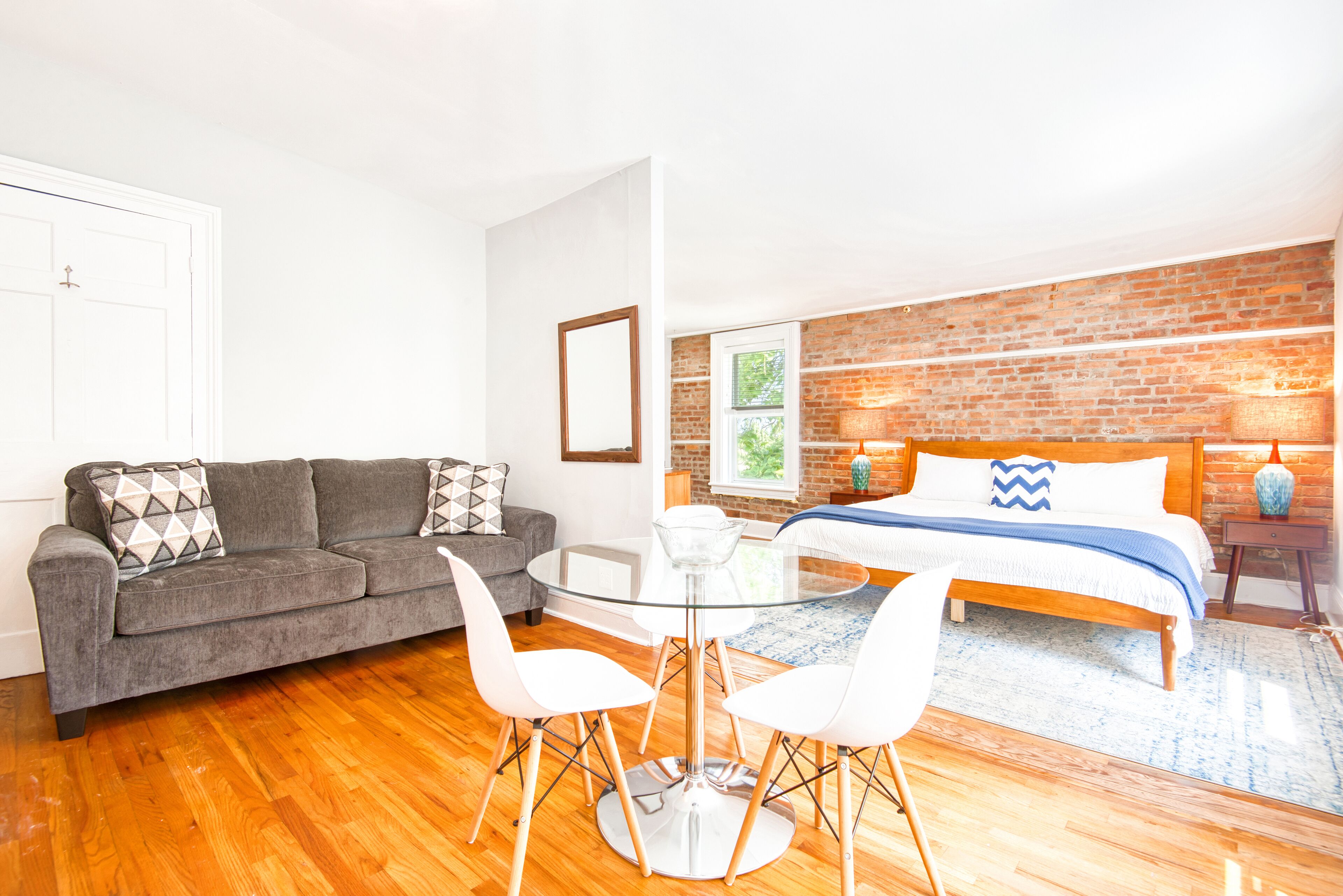 Deluxe-sviitti | Oleskelualue | Älytelevisio, Netflix, Hulu, suoratoistopalvelut