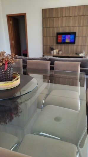 تناول الطعام