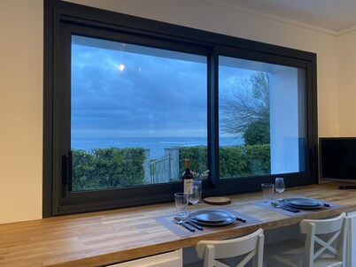 Maison Les Pieds Dans Leau Large vue sur mer 20 m de la Plage Wide Sea View