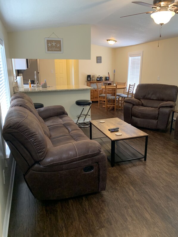 TV - Visit Amelia Island Florida (Yulee)