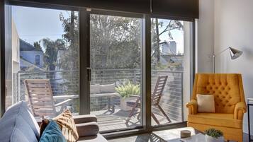 TV connectée, livres, vidéothÚque