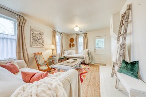 4 Schlafzimmer, Schreibtisch, WLAN, Bettwäsche