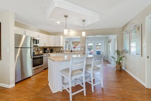 House (12179 Boat Shell Dr) | Private kitchen