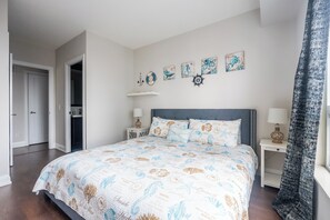 2 Schlafzimmer, Schreibtisch, Bügeleisen/Bügelbrett, kostenloses WLAN