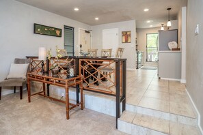 Interior - Maui Hill 99: Cozy 2BD/2BA Condo with Garden Views and Near Top Beaches (Kihei)