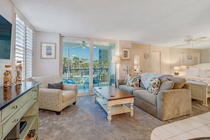 公寓客房 (Beach & Tennis 3202) | 客廳