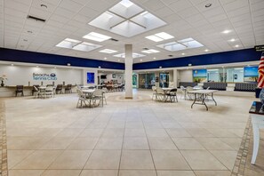 Condo (Beach & Tennis 3202) | Sala de reuniones