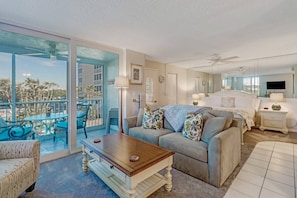 公寓客房 (Beach & Tennis 3202) | 客廳