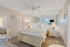Condo (Beach & Tennis 3202)