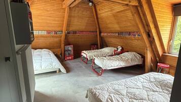 5 Schlafzimmer, Bügeleisen/Bügelbrett, WLAN, Bettwäsche
