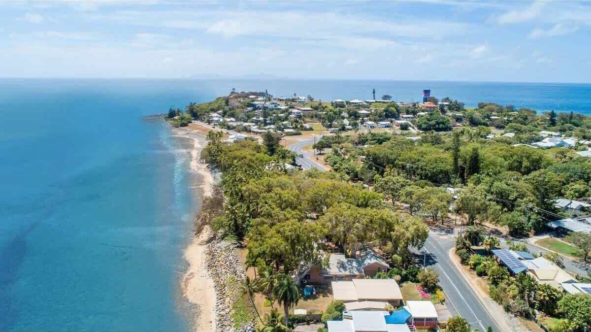 Staying near Lamberts Beach means you're just moments away from a stunning stretch of coastline, perfect for swimming, sunbathing, or peaceful beach walks. Enjoy the ocean breezes and beautiful views, with easy access to local amenities.
