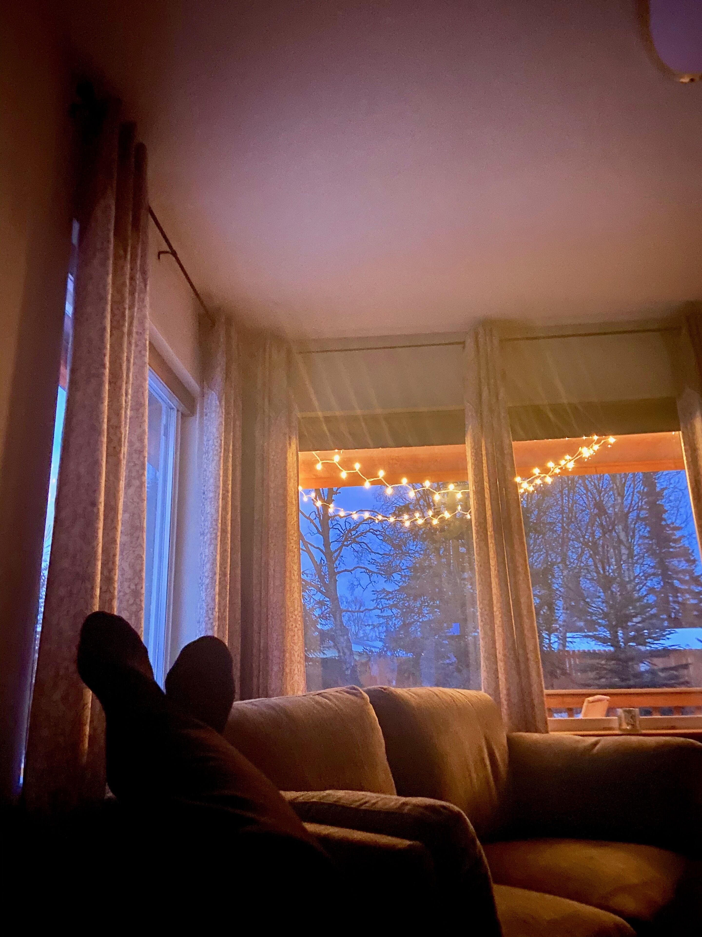 Älytelevisio, kirjoja