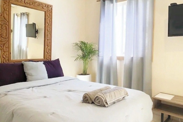 Strykjärn/strykbräda, gratis wi-fi och sängkläder