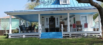 Hook your catch & reel it in!