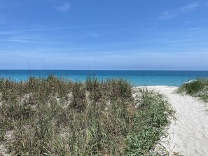 Beach nearby, sun-loungers, beach towels