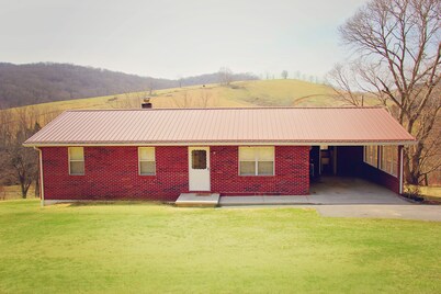 Handicapped Friendly House in the peaceful country side