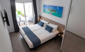 5 bedrooms, iron/ironing board, travel cot, free WiFi