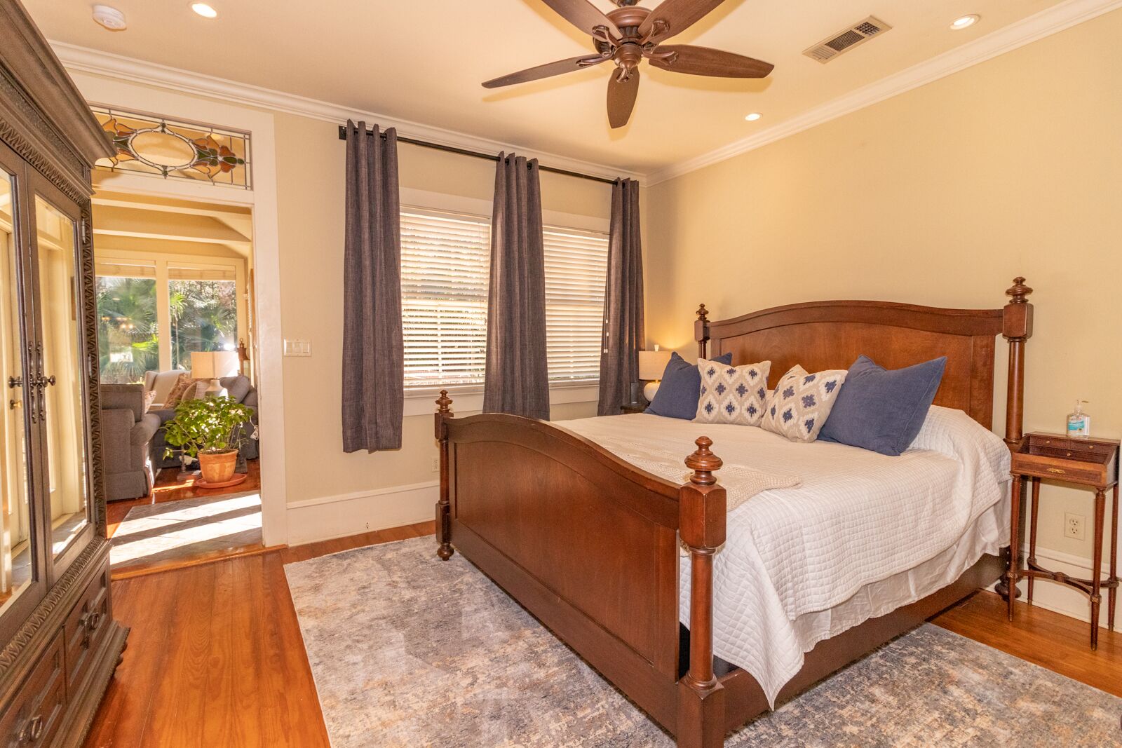 3 多间卧室、办公桌、熨斗/熨衣板、免费 WiFi