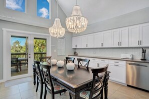 Dining - P77 - Sombrero Beach - Pool home offering 3 bedrooms, private pool and deep water dockage! (Mararathon)