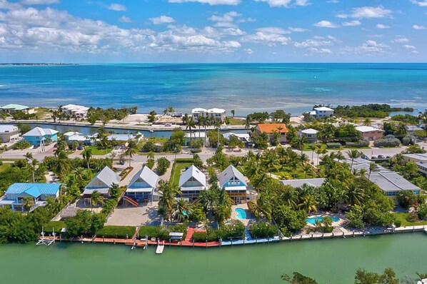 Luokittelematon kuva, 1 kautta 48, painike