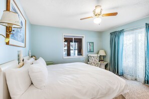 3 dormitoris, planxa i posts de planxar, Internet i roba de llit 