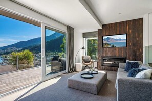 TV, fireplace, Netflix, streaming services
