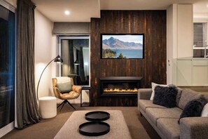 TV, fireplace, Netflix, streaming services