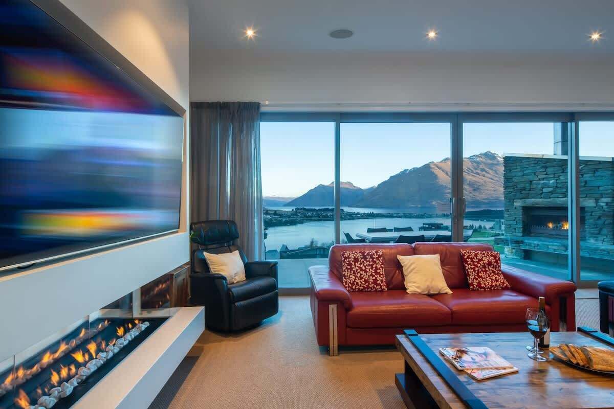 TV, fireplace, offices