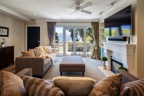 TV, fireplace, Netflix, streaming services