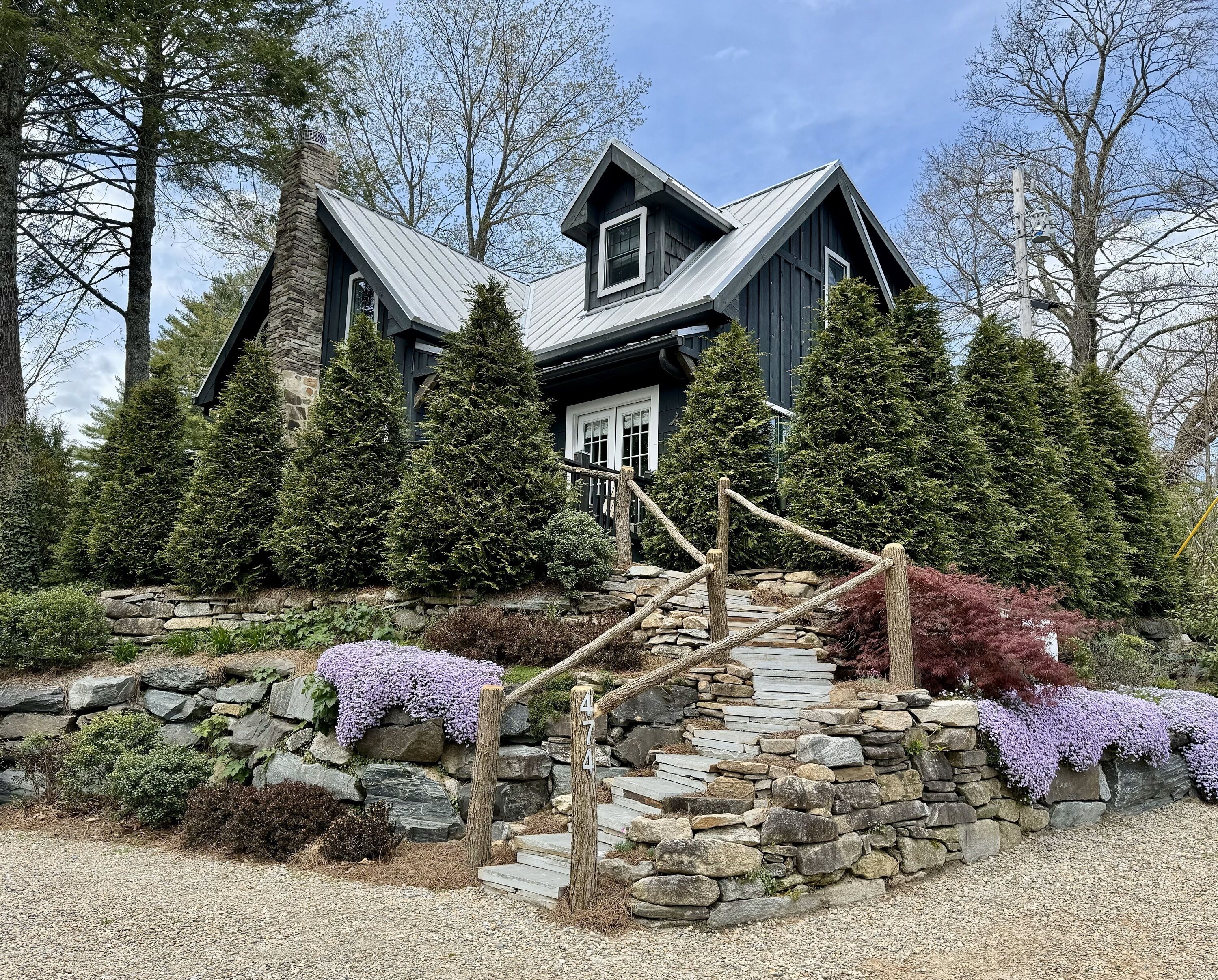 Grayling Cottage | Gorgeous Cottage just one block from Main Street