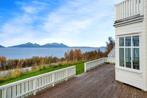 Terrace/patio - Green Gold of Norway (Nord-Lenangen)