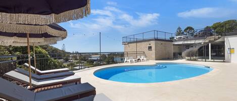 Outdoor pool, open 8:00 AM to 6:00 PM, sun loungers