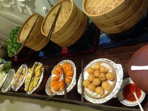 Breakfast buffet - Anh Phat Resort (Hai Binh)