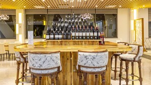 Bar (in der Unterkunft)