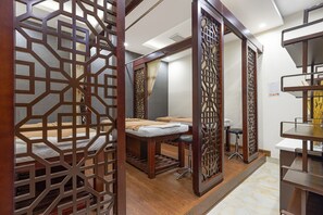 Sauna, hot tub, steam room, mud baths, hot stone massages, Thai massages - Anh Phat Resort (Tinh Gia)