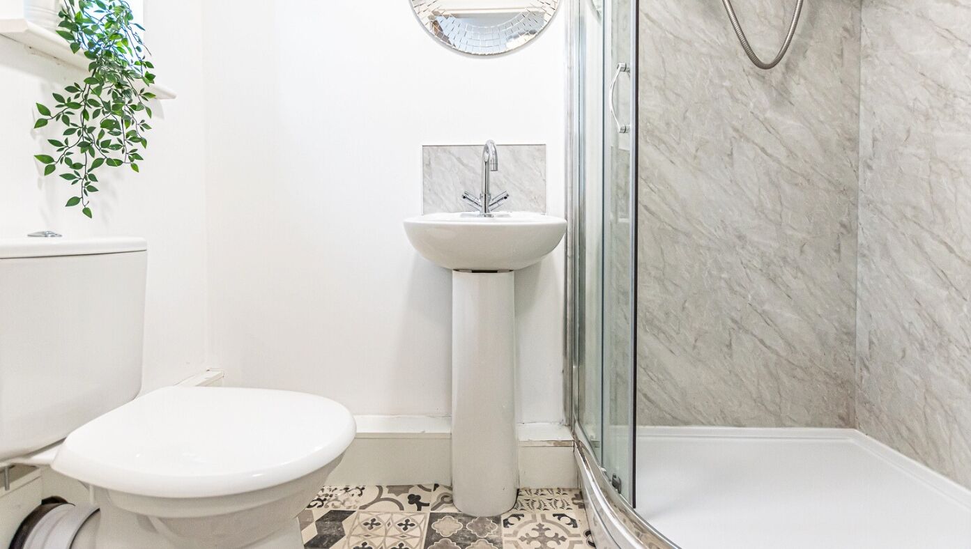 Bathtub, hair dryer, towels, soap