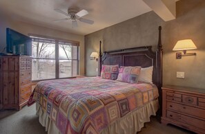 4 bedrooms, WiFi, bed sheets