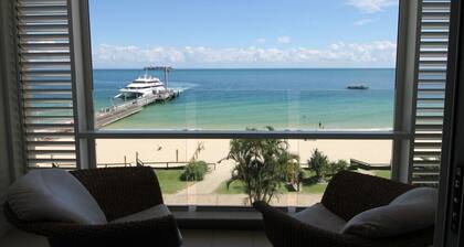 Deep Blue 11 Apartment Moreton island