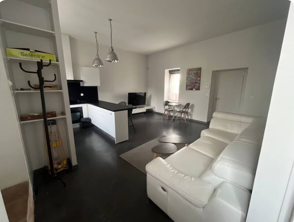 Televisión, estéreo