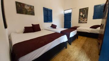 4 bedrooms, travel cot, free WiFi, bed sheets