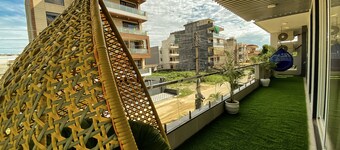 Sky Suites Huda City Center