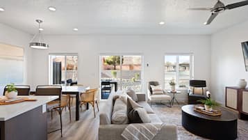 Townhome, 5 Bedrooms | Living area | Smart TV, streaming services