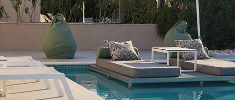 Outdoor pool, a heated pool