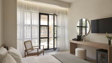 Suite, Terrace | 1 bedroom, premium bedding, free minibar items, in-room safe