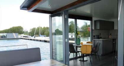 Boot in Volendam nahe Museum