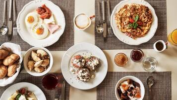 Daily buffet breakfast for a fee