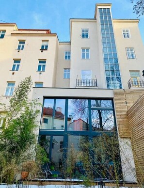 Exterior - LE Grand Cheval FOU (Hlavní mesto Praha)