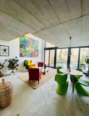 Interior - LE Grand Cheval FOU (Hlavní mesto Praha)