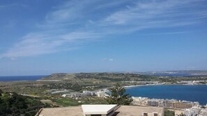 Beach/ocean view - Apartment with an exceptional sea view (Flat 6) (Il-Mellieha)