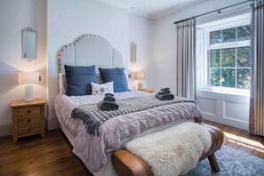 5 bedrooms, premium bedding, individually decorated - Cilrhiw Country House - Narberth (Narberth)